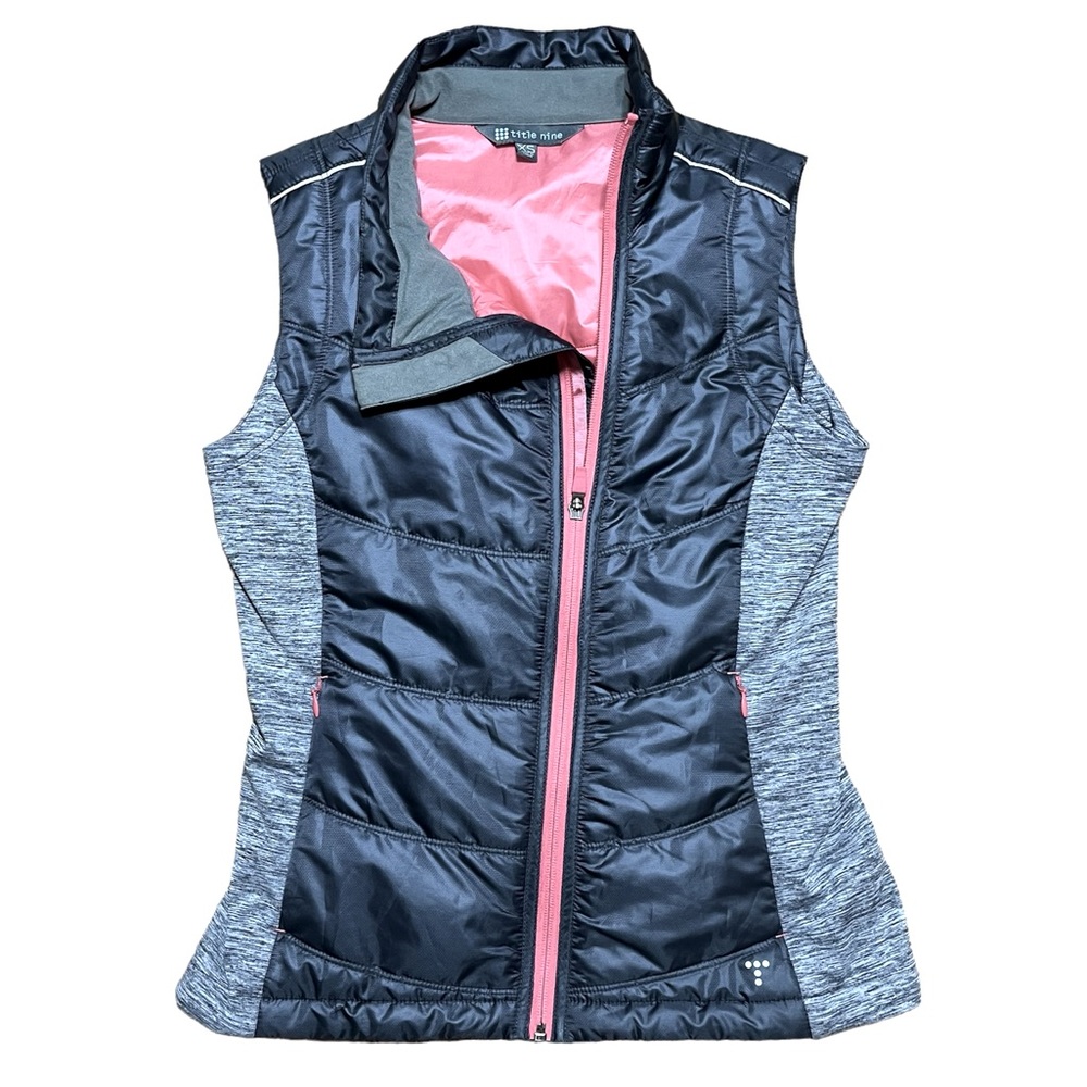 Title Nine Will Power Vest in Gray & Pink Sz XS